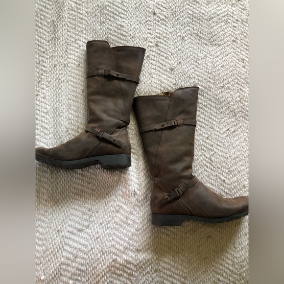 Teva Brown Waterproof Leather Boots - size 9.5 - Picture 5 of 12